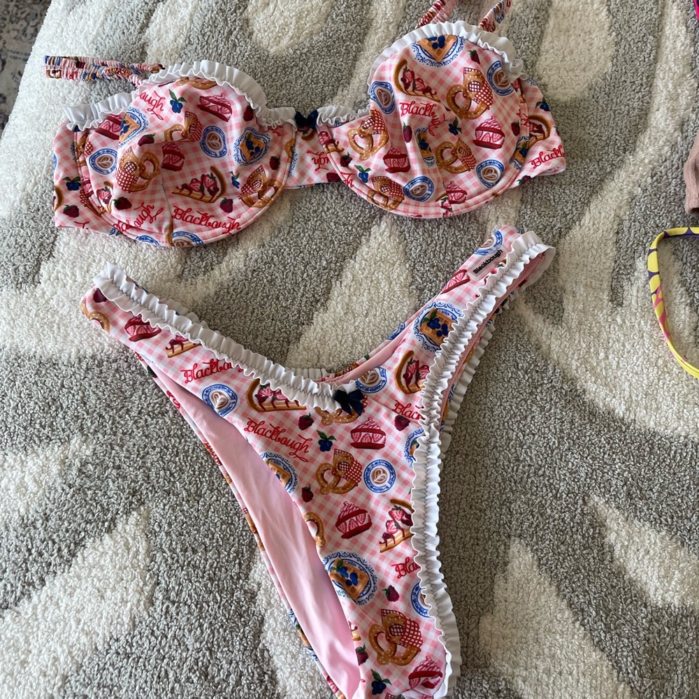 Blackbough Swim